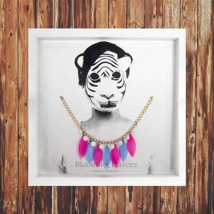 Upcycled Jewelry - Waste And Animals, Victims Of An Environmental Issue, Coexist Beautifully.