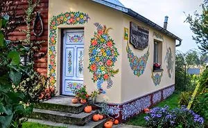Little Polish Village Where Everything Is Covered In Colorful Flower Paintings