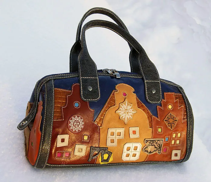Whole History In Your Hands: Amazing Leather Bags By Russian Craftswoman Bella Kolosova