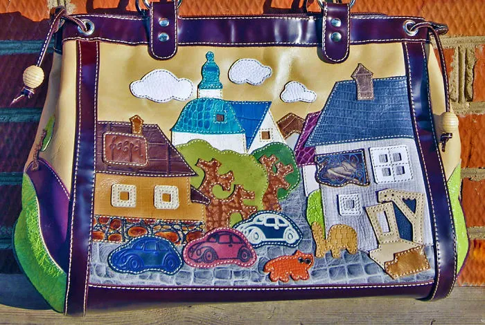 Whole History In Your Hands: Amazing Leather Bags By Russian Craftswoman Bella Kolosova