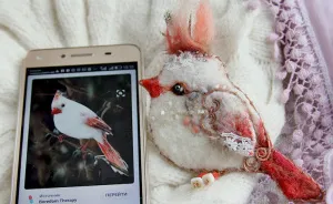 I Use Pictures Of Actual Birds To Felt Brooches With Character