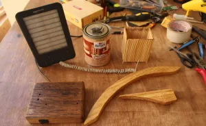 I Turned A Broken Kindle Into A Study Lamp