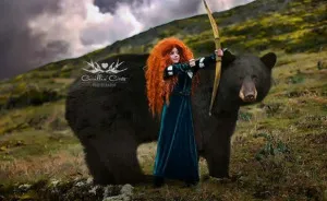 7-Year-Old Daughter And Mom Cosplay As Disney Characters, And Their Photos Are Better Than The Real Thing
