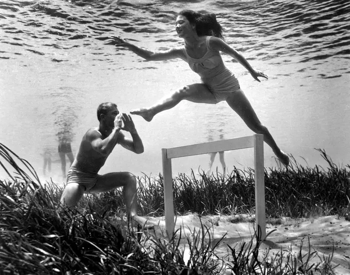 It's Hard To Believe These Pin-Up Photos Were Shot Underwater In 1938