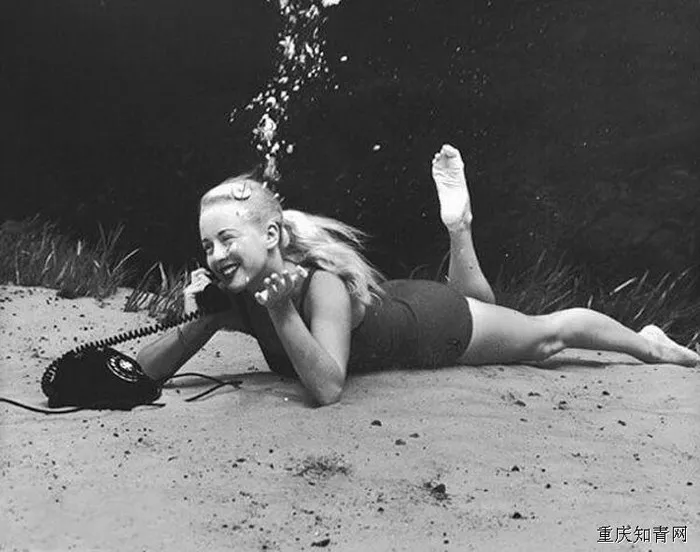 It's Hard To Believe These Pin-Up Photos Were Shot Underwater In 1938