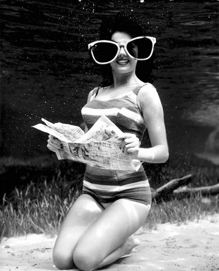 It's Hard To Believe These Pin-Up Photos Were Shot Underwater In 1938