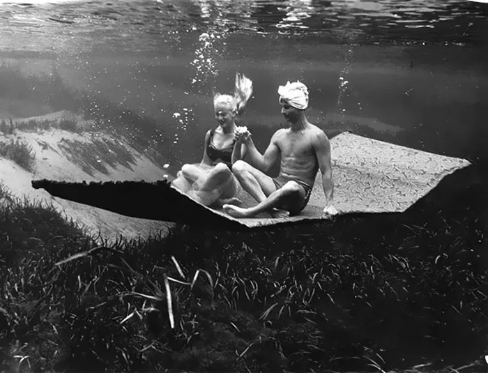 It's Hard To Believe These Pin-Up Photos Were Shot Underwater In 1938