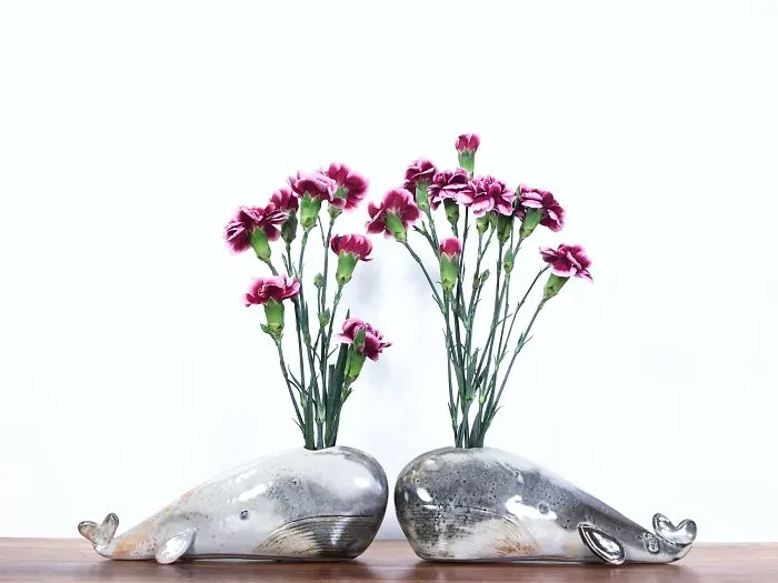 I Express My Connection With Nature By Creating Ceramic Animal Vases