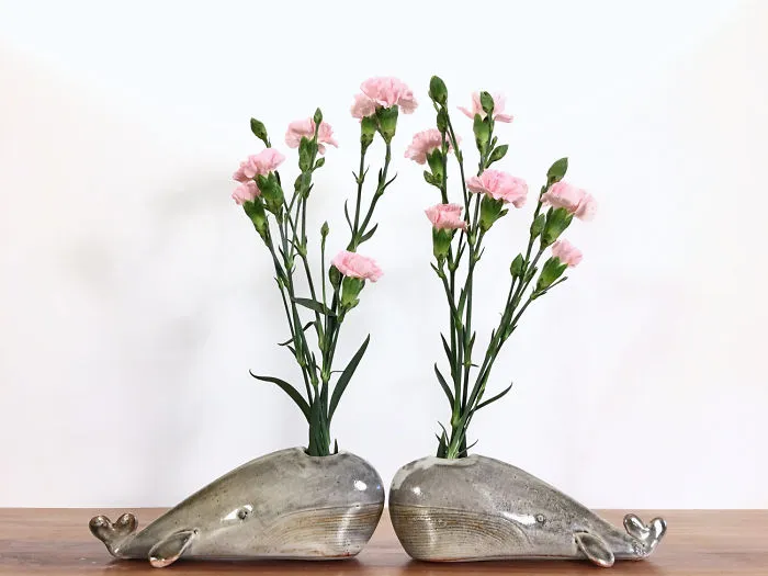 I Express My Connection With Nature By Creating Ceramic Animal Vases