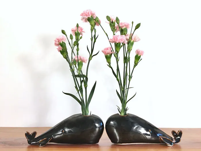 I Express My Connection With Nature By Creating Ceramic Animal Vases