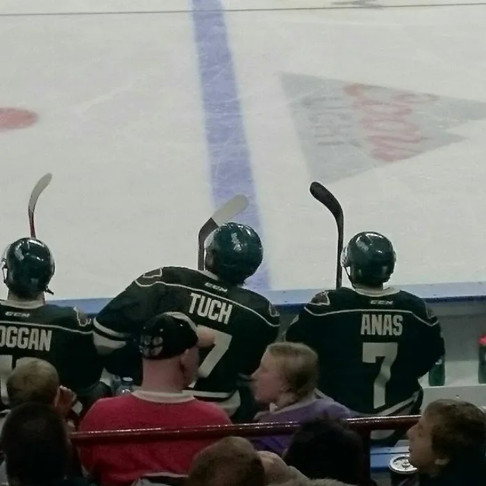 Tuch And Anas