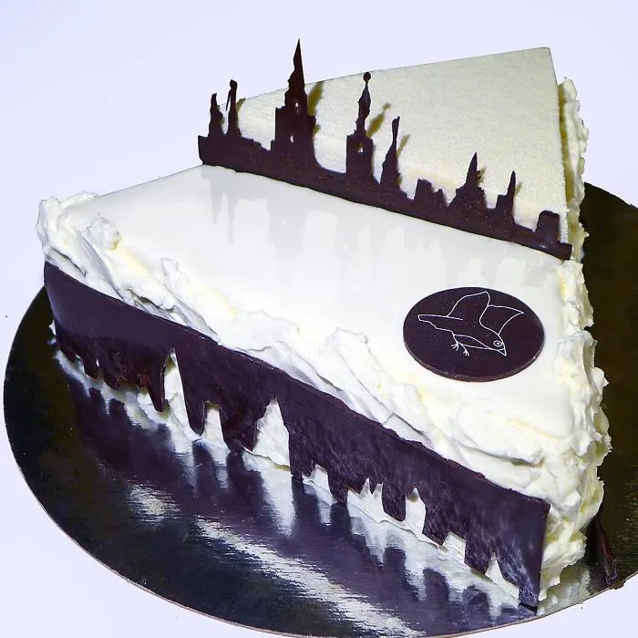 I Create Chocolate Worlds On The Mirror Glaze Cakes