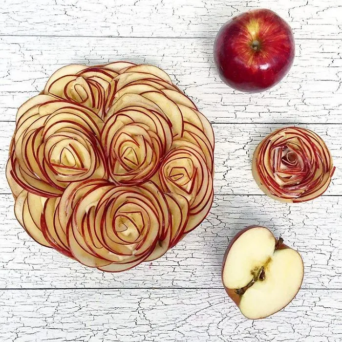 I Create Chocolate Worlds On The Mirror Glaze Cakes