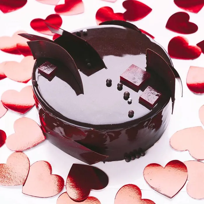 I Create Chocolate Worlds On The Mirror Glaze Cakes