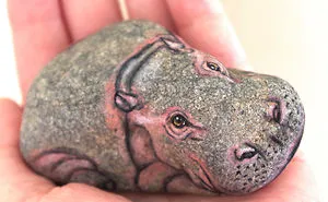 I Turn Stones Into Animals That Fit In The Palm Of Your Hand And I Hope They Make You Smile