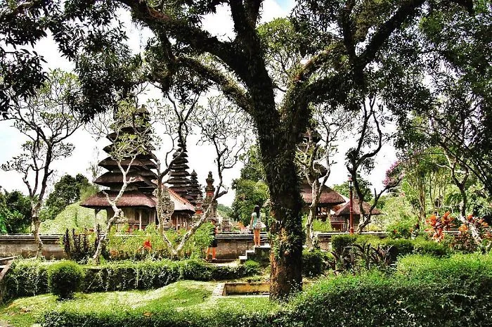 Lovely Temples Of Bali