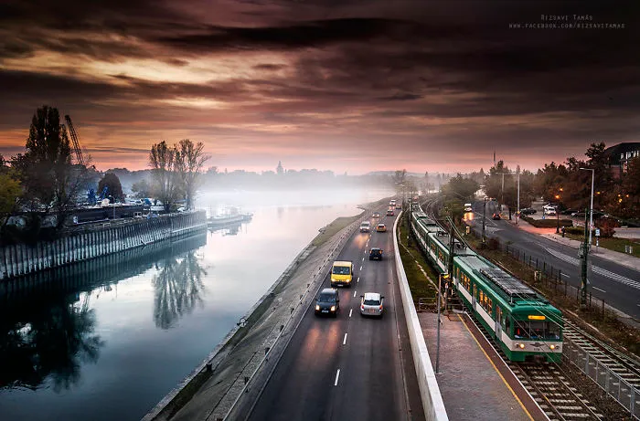 I Spent 4 Years Capturing The Beauty Of Budapest When It's Covered By Fog