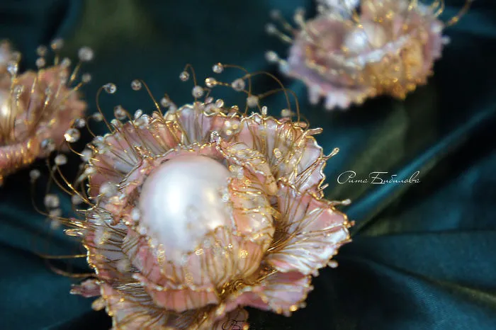 Incredible Femininity: Fantastic Glass And Metal Jewellery By Rita Brialee