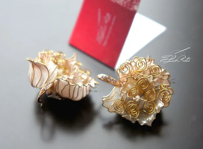 Incredible Femininity: Fantastic Glass And Metal Jewellery By Rita Brialee