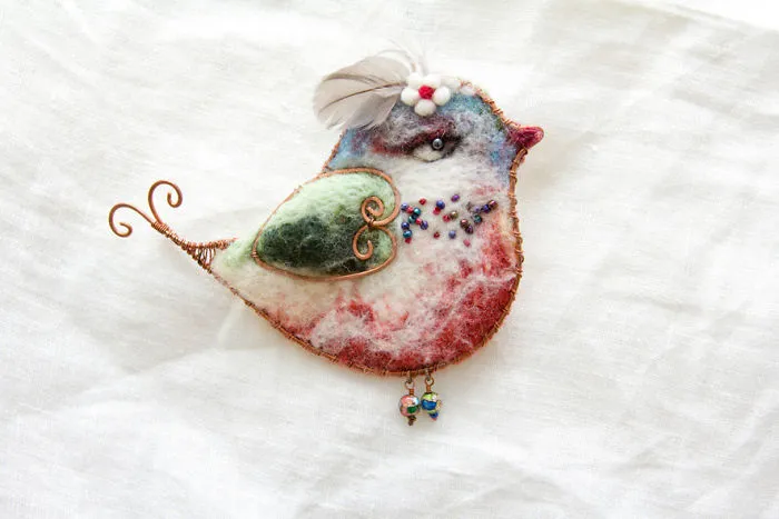 I Use Pictures Of Actual Birds To Felt Brooches With Character