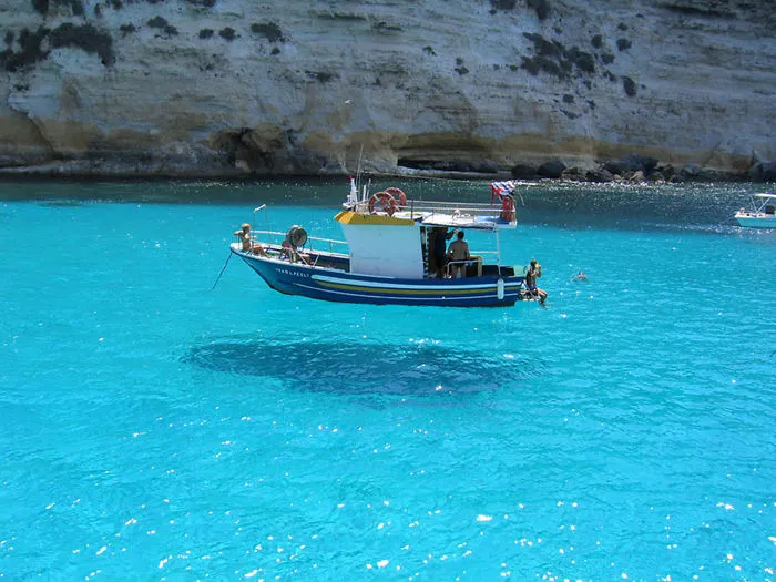 Boat Looks Like It's Floating In The Air