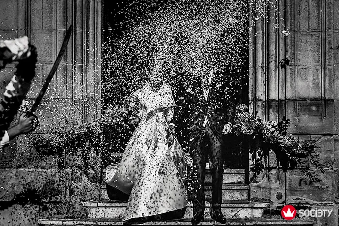 Stunning Wedding Photographs From The Best Photographers Worldwide (10+ Pics)