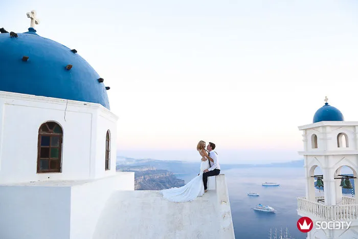 Stunning Wedding Photographs From The Best Photographers Worldwide (10+ Pics)