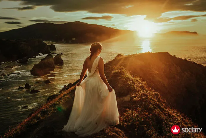 Stunning Wedding Photographs From The Best Photographers Worldwide (10+ Pics)