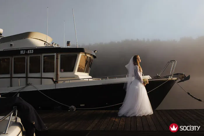 Stunning Wedding Photographs From The Best Photographers Worldwide (10+ Pics)