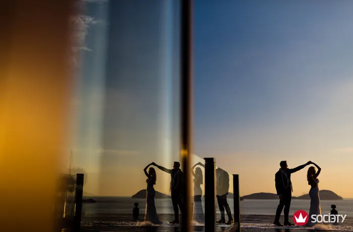 Stunning Wedding Photographs From The Best Photographers Worldwide (10+ Pics)