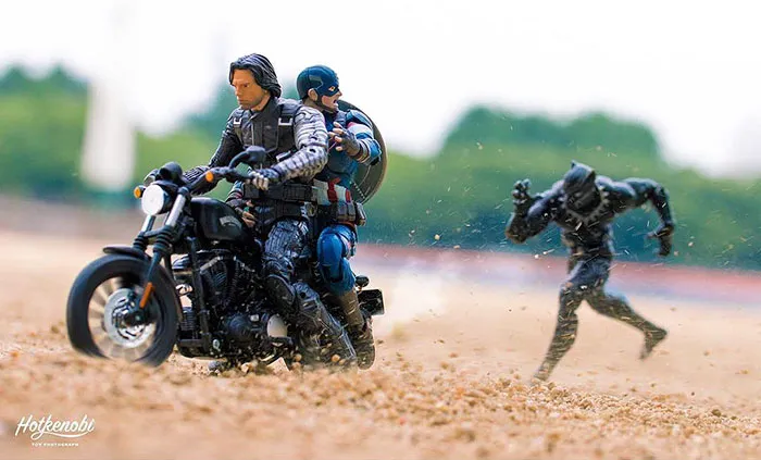 Estas figuras de acción cobran vida en las increíbles imágenes de este fotógrafo japonés