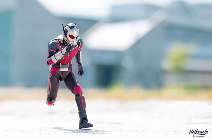 Estas figuras de acción cobran vida en las increíbles imágenes de este fotógrafo japonés