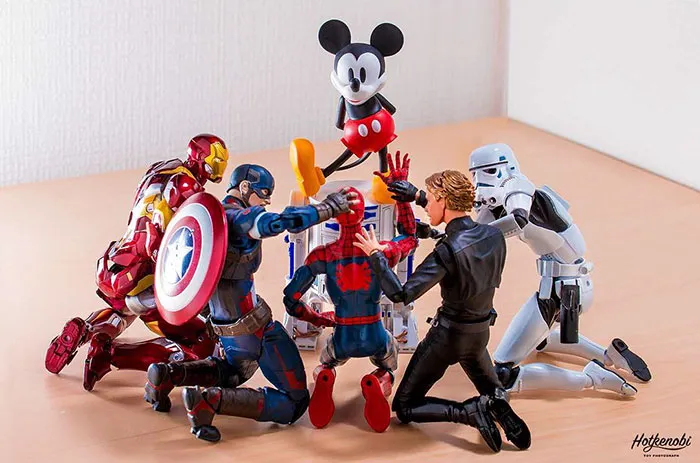 Estas figuras de acción cobran vida en las increíbles imágenes de este fotógrafo japonés
