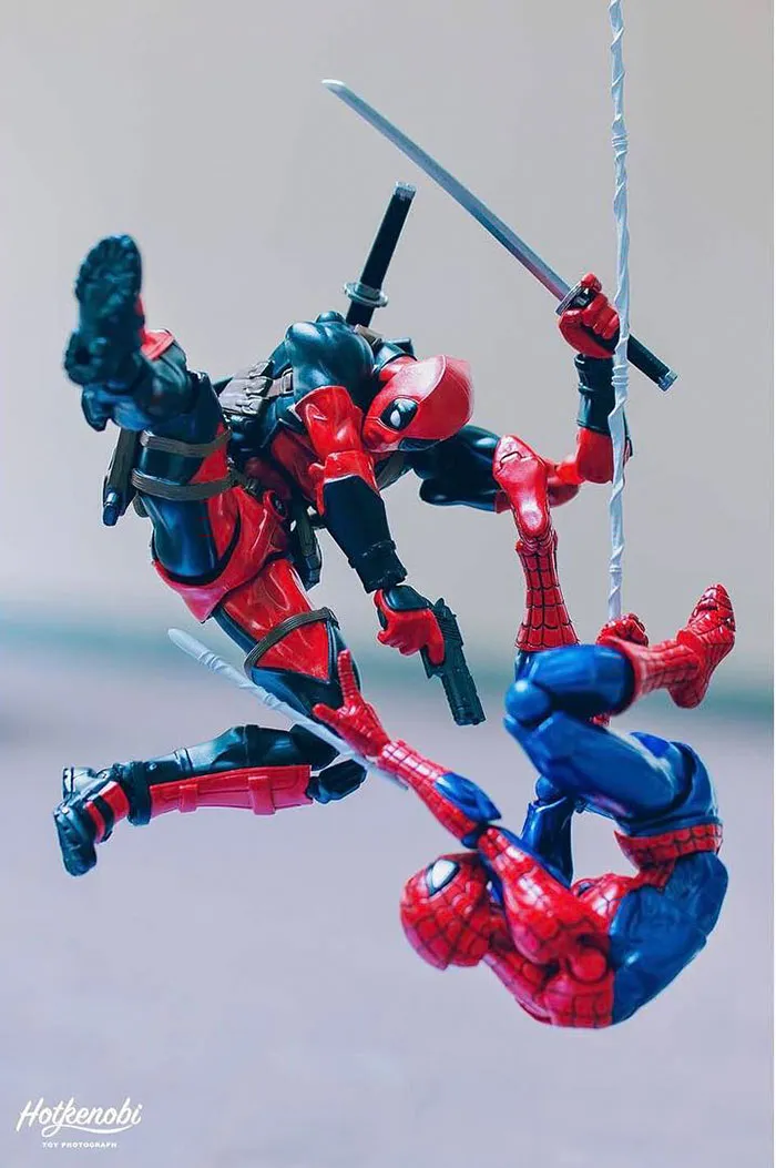 Estas figuras de acción cobran vida en las increíbles imágenes de este fotógrafo japonés