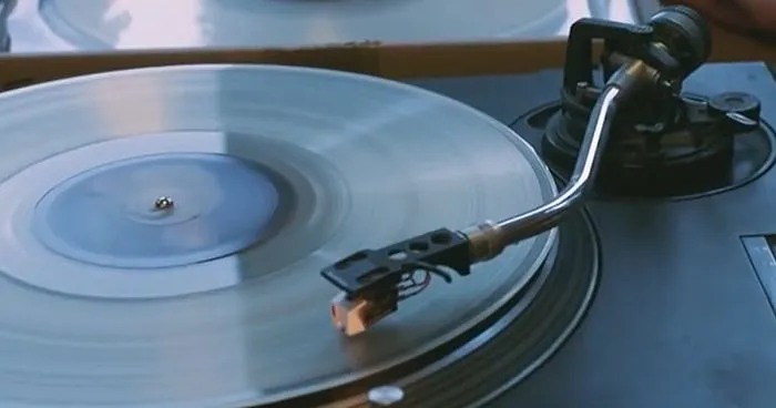 Company Turns Your Loved Ones' Ashes Into Vinyl That Plays Their Voices After Their Death
