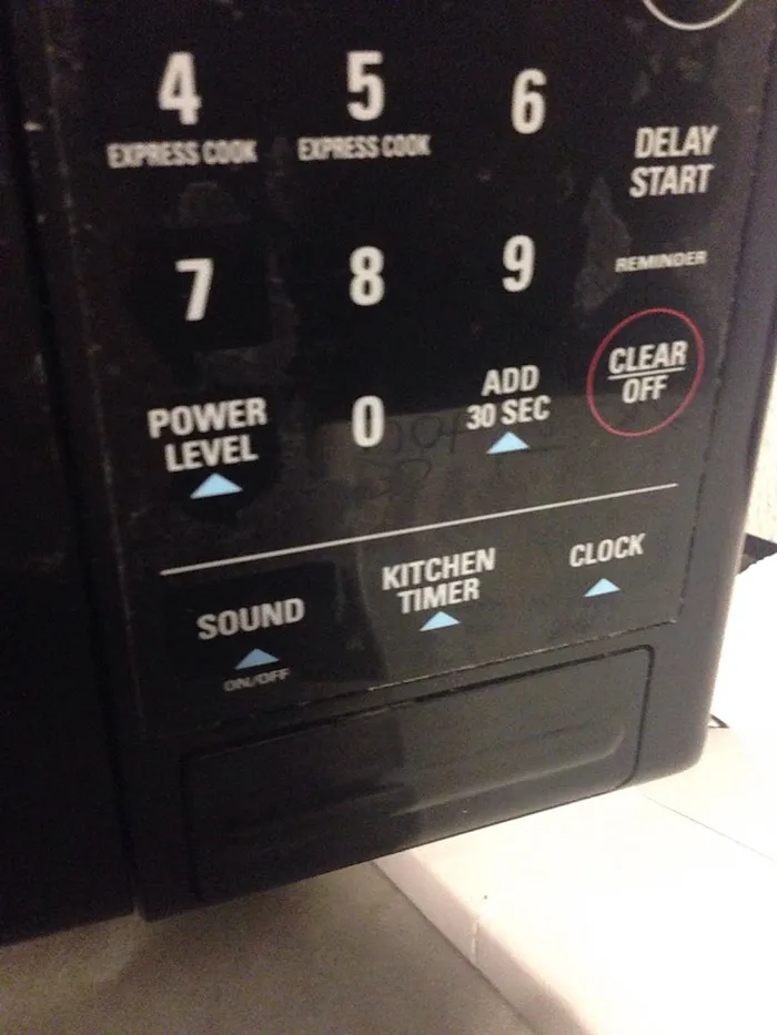microwave's buttons