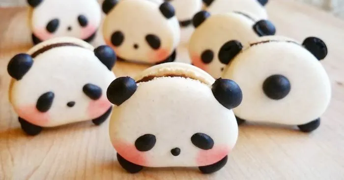 Panda Macarons Are A Thing And They're Too Cute To Eat