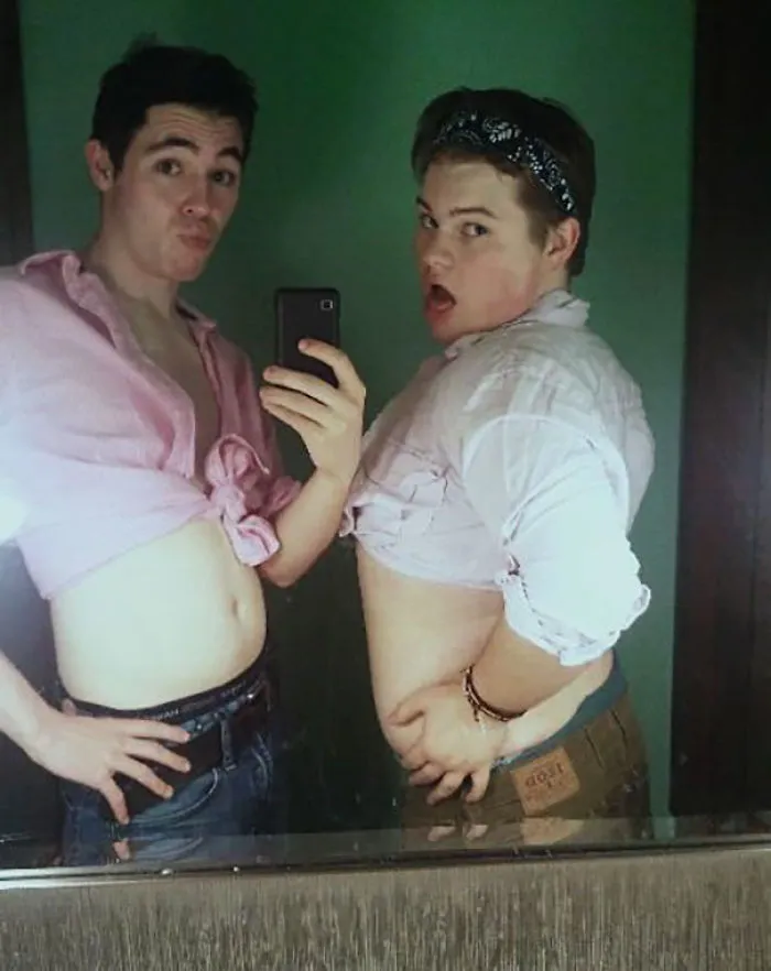 Told My Girlfriend I Was Sleeping Over At My Friends House, She Said To Send Sexy Pics. We Delivered