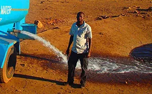 Every Day This Man Drives Hours In Drought To Provide Water To Thirsty Wild Animals
