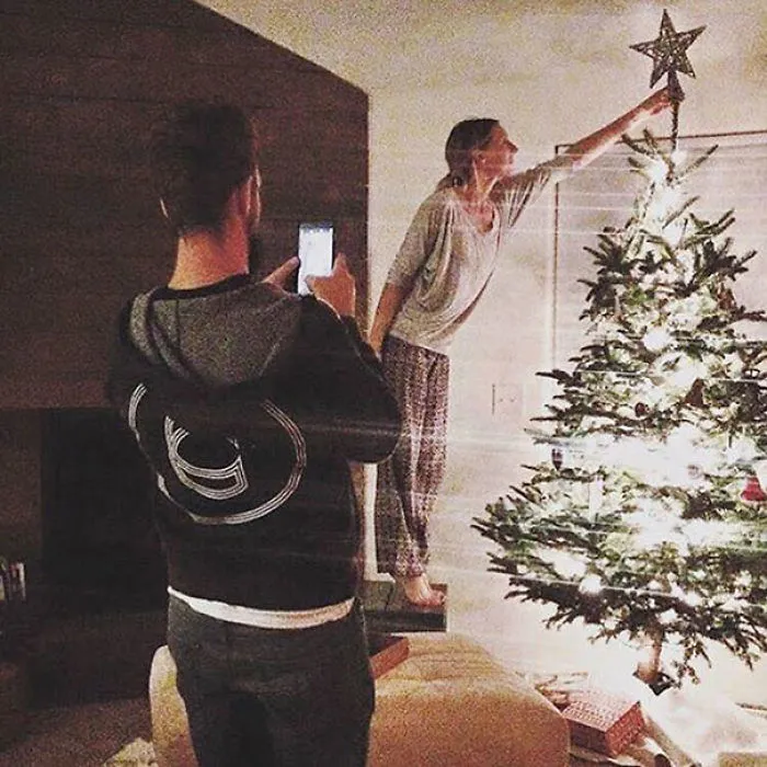 People Are Sharing Pics Of Boyfriends "Forced" To Take Perfect Pictures Of Their Girlfriends