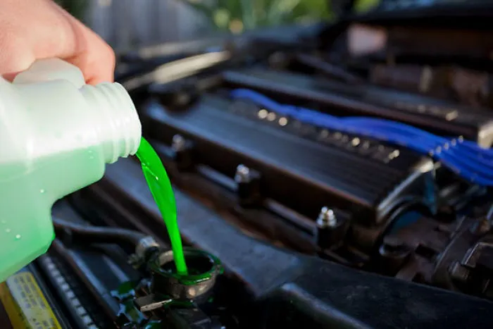 Use Windshield Wiper Fluid As A "Universal Fluid" For Break Fluid, Engine Oil, Power Steering Or Just Splash Some On Your Car For A Quick Car-Wash (Major Car Companies Don't Want You To Know This)