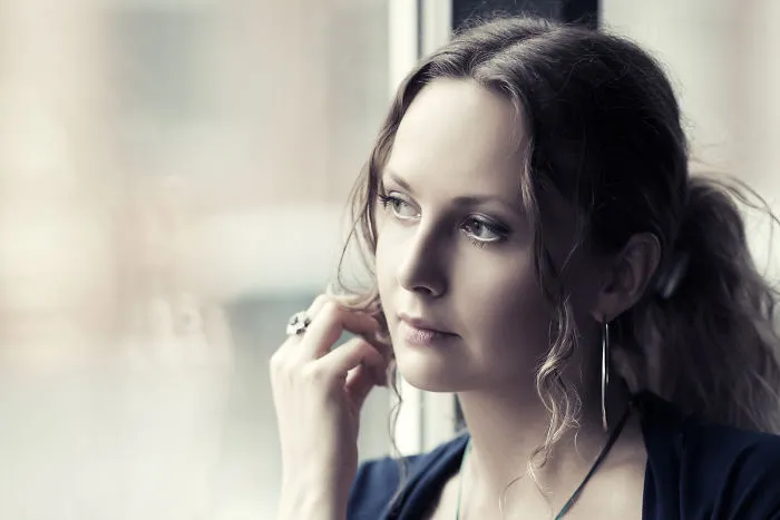 5 Reasons Why People Like To Stay Single These Days