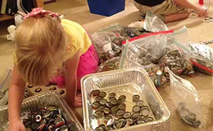 Man Collects Bottle Caps For 5 Years To Redo His Kitchen, And Here's The Result