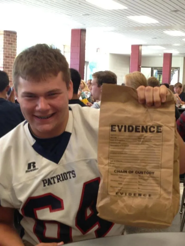My Friend Ran Out Of Lunch Bags, His Dad Is A Cop...