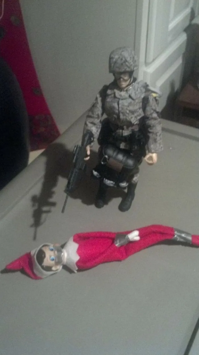 "I Think My Dad Is Unhappy About My Stepmom's Early X-Mas Decorating Spree."