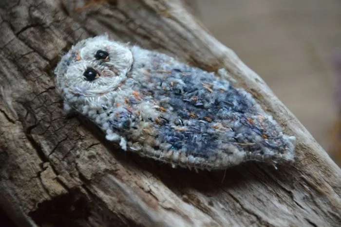 I Found Amazing Thread Painted Animals On Brooches By Russian Artist