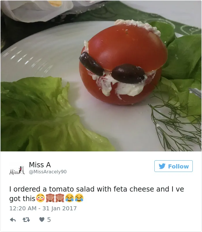 Encargué ensalada de tomate con queso feta, me encuentro con esto