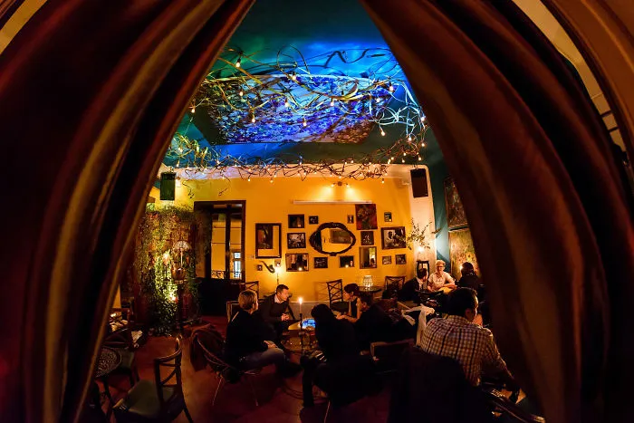 Top 7 Best Speakeasy Bars Around The World
