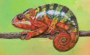 I Made These Chameleons Out Of Thousands Of Glass Beads