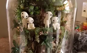 Mom Makes A Studio Ghibli-Inspired Terarrium For Her Daughter's Birthday And It Will Spirit You Away